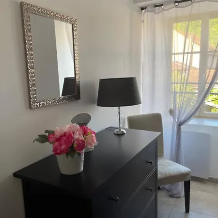 Au Petit Bonheur Apartment Gorze