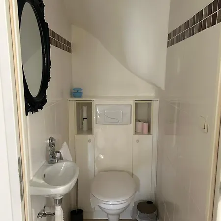 Au Petit Bonheur Apartment